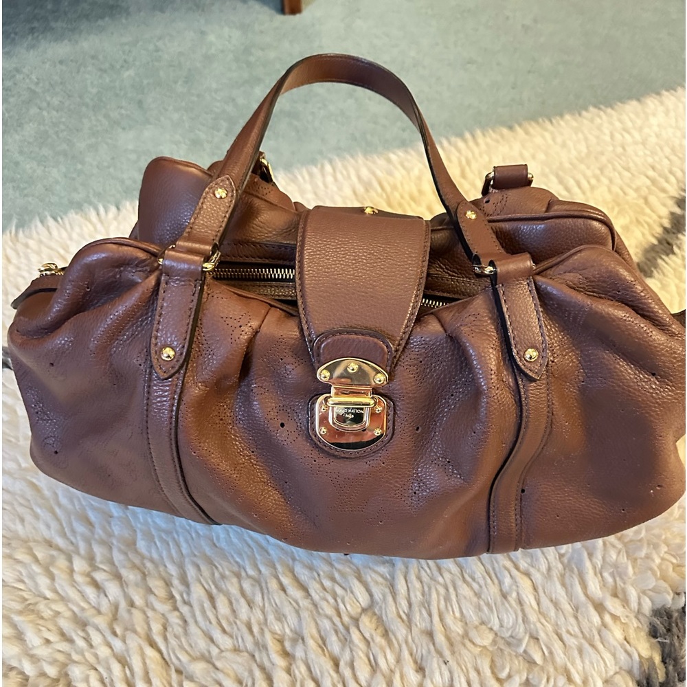 Vintage Louis Vuitton carry all bag